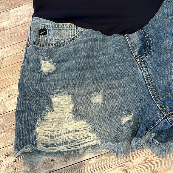 Pinkblush Dark Wash Distressed Fringe Hem Maternity Full Panel Jean Shorts - Picture 5 of 10